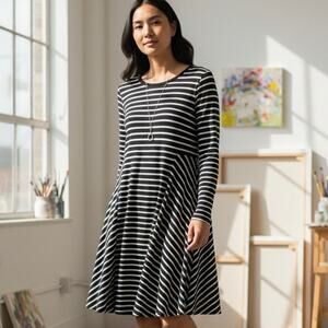 NWT Skies Are Blue Marian Knit Swing Dress Size Large Black Gray Striped Stretch